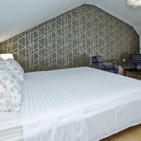 Apartment Maslina *